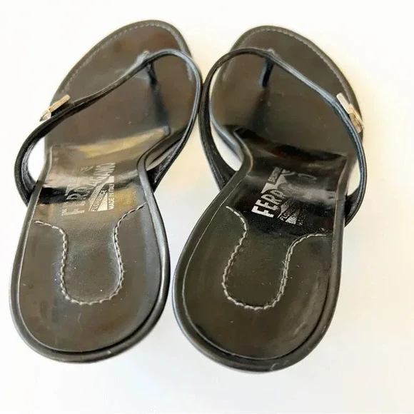 Salvatore Ferragamo Size 7C Black Leather Strappy Sandal Equestrian Hardware Y2K - Picture 13 of 14